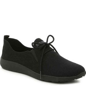 RIO AQUA SLIP-ON SNEAKER